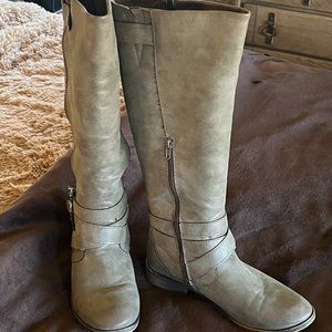 Steve Madden Boots Size 9m Gray